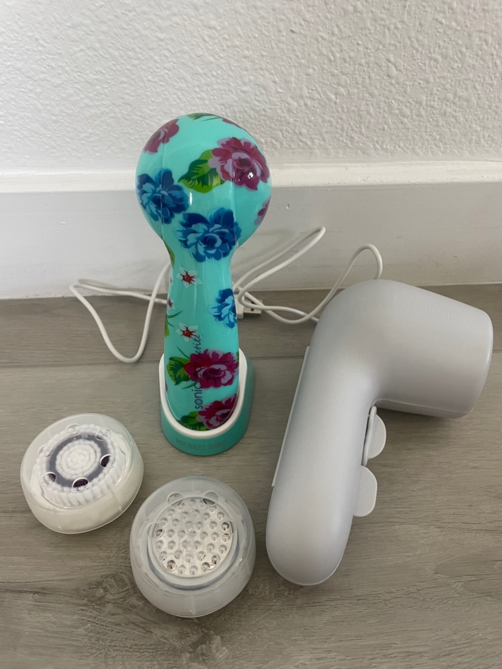 Facial Cleansing Brush Kit - Floral Teal & Silver Exfoliating Cleanser